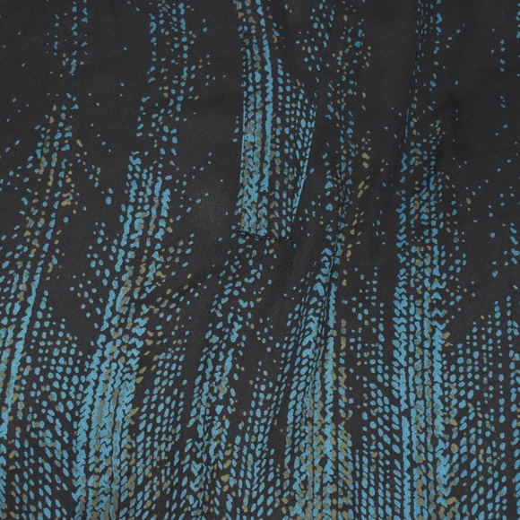 APT 9 TOP - Picture 2 of 5